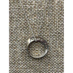 925 Silver Circle dvb Pendant Necklace With XOXO Design